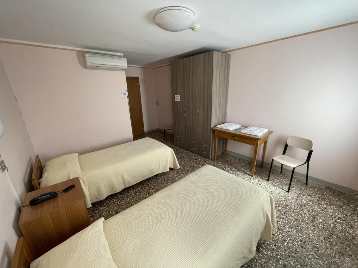 Standard Zweibettzimmer mit Kanalblick